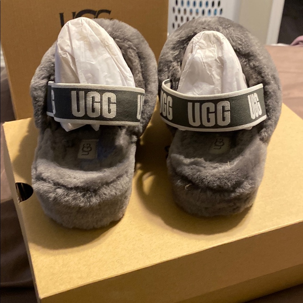 UGG Gray Fluffy Slippers - Picture 2 of 4